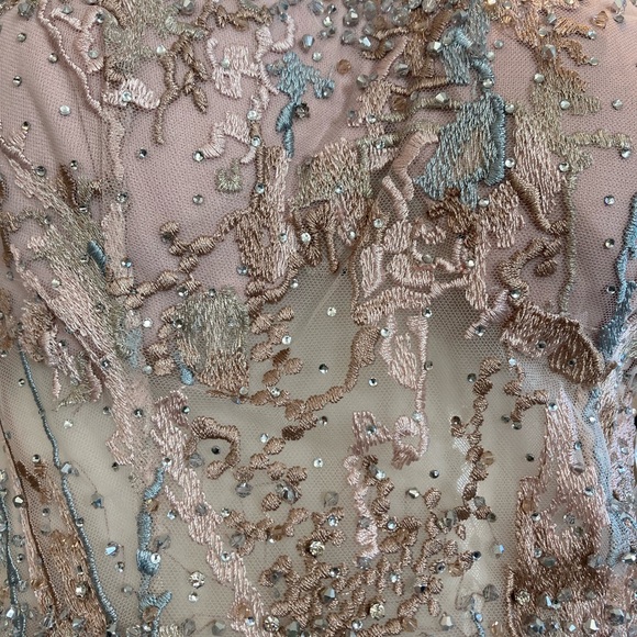 New elegant long dress/gown - Picture 4 of 17